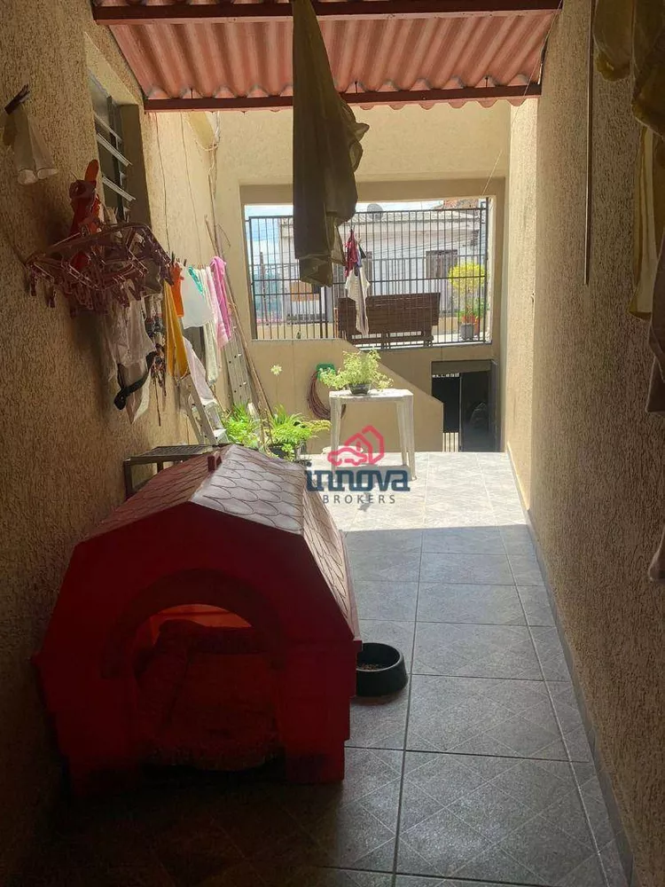 Sobrado à venda com 2 quartos, 199m² - Foto 7