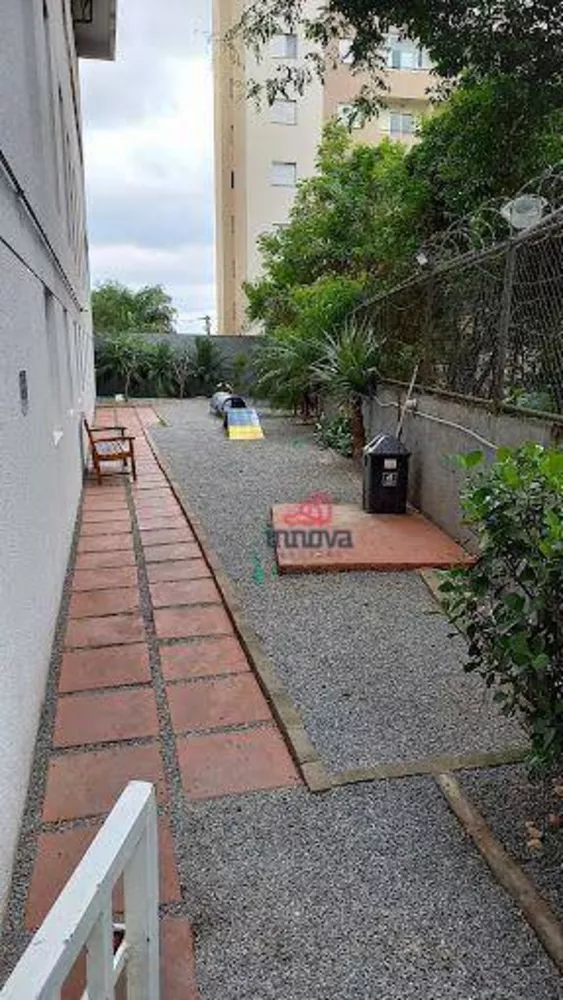 Apartamento à venda com 2 quartos, 58m² - Foto 11