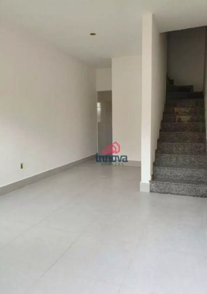 Sobrado à venda com 2 quartos, 67m² - Foto 11