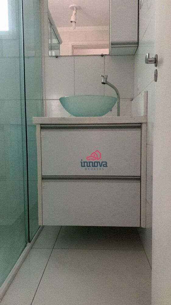 Apartamento para alugar com 2 quartos, 60m² - Foto 10
