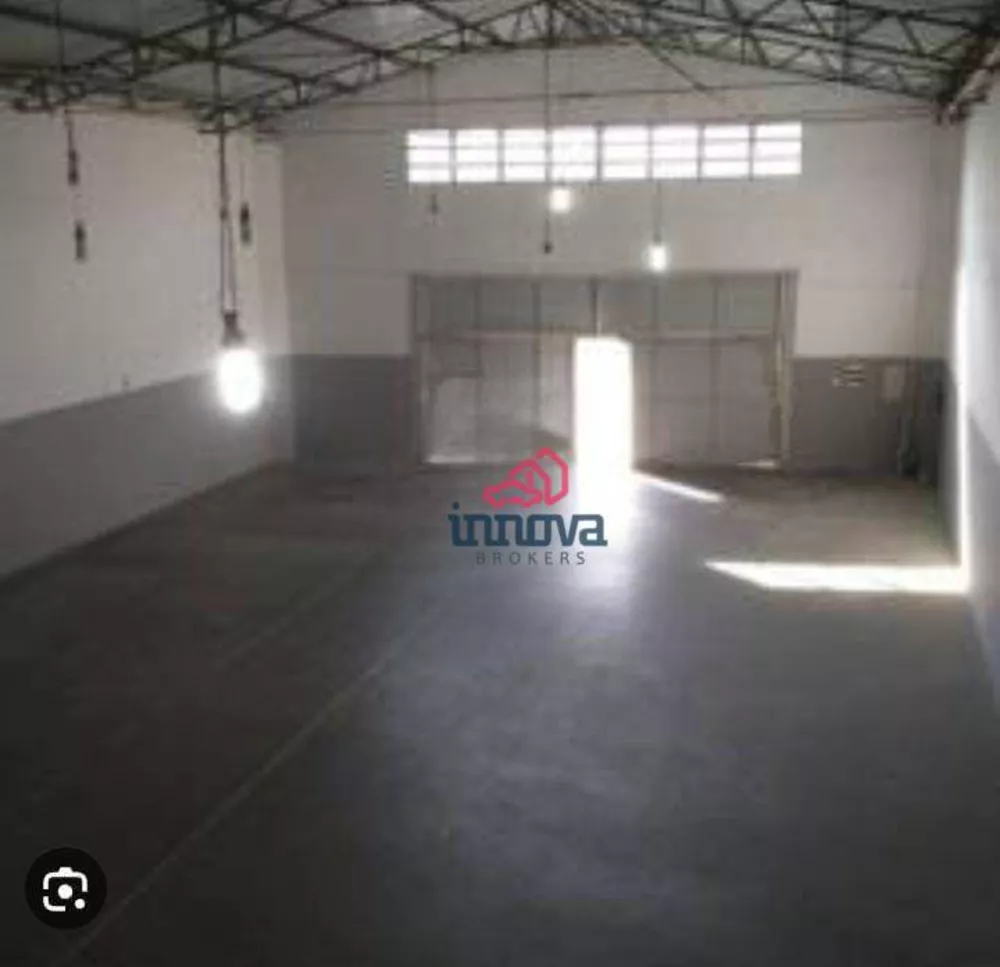 Depósito-Galpão-Armazém à venda, 600m² - Foto 1