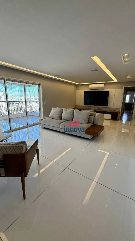 Apartamento à venda com 3 quartos, 182m² - Foto 3