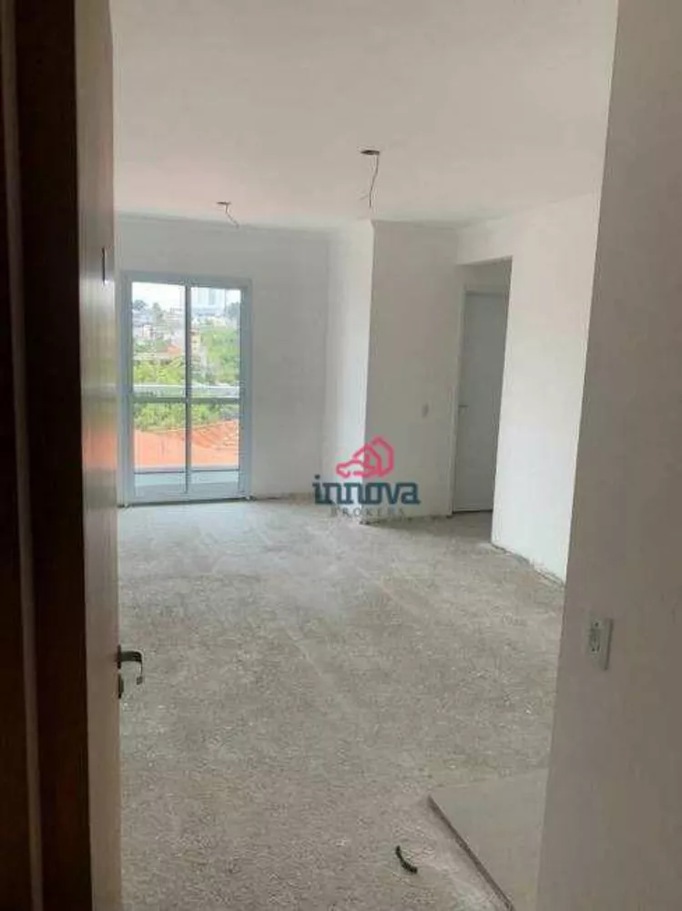 Apartamento à venda com 2 quartos, 67m² - Foto 4