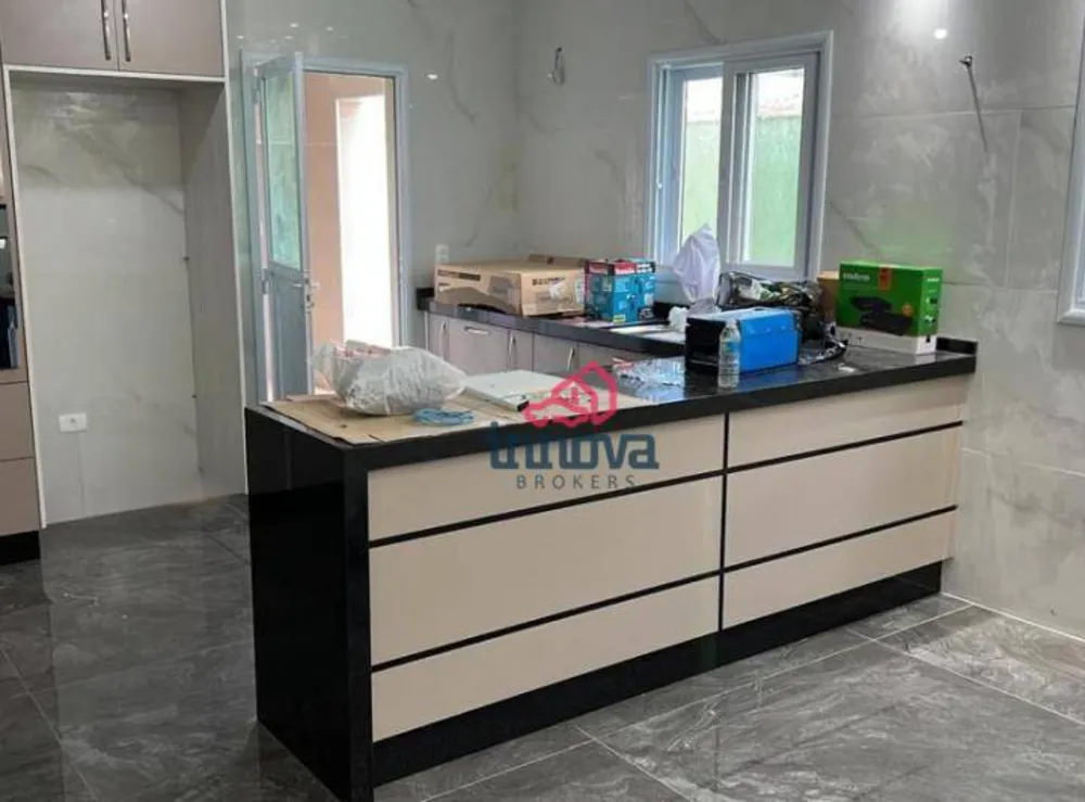 Sobrado, 4 quartos, 240 m² - Foto 4