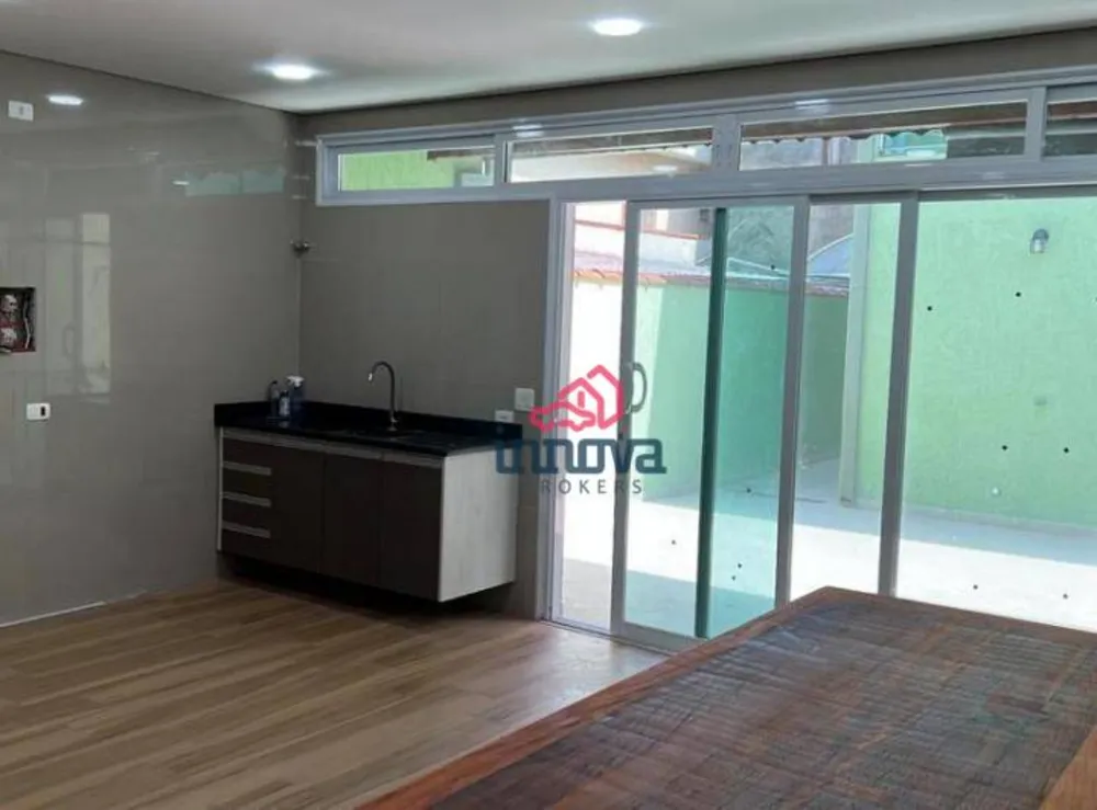 Sobrado, 4 quartos, 240 m² - Foto 2
