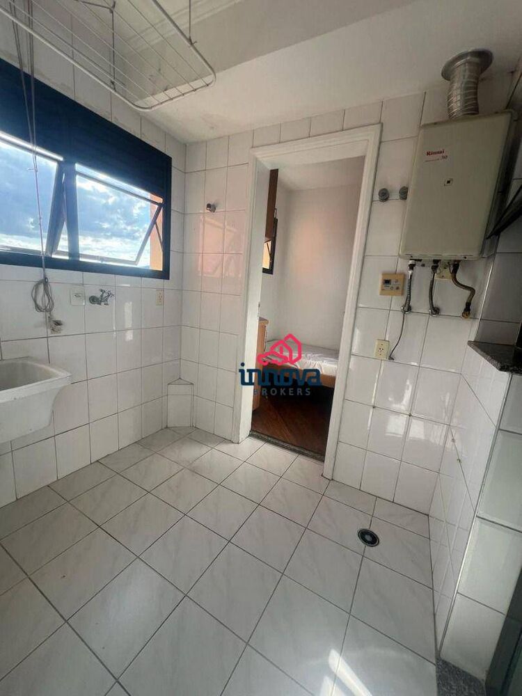 Apartamento para alugar com 3 quartos, 120m² - Foto 9