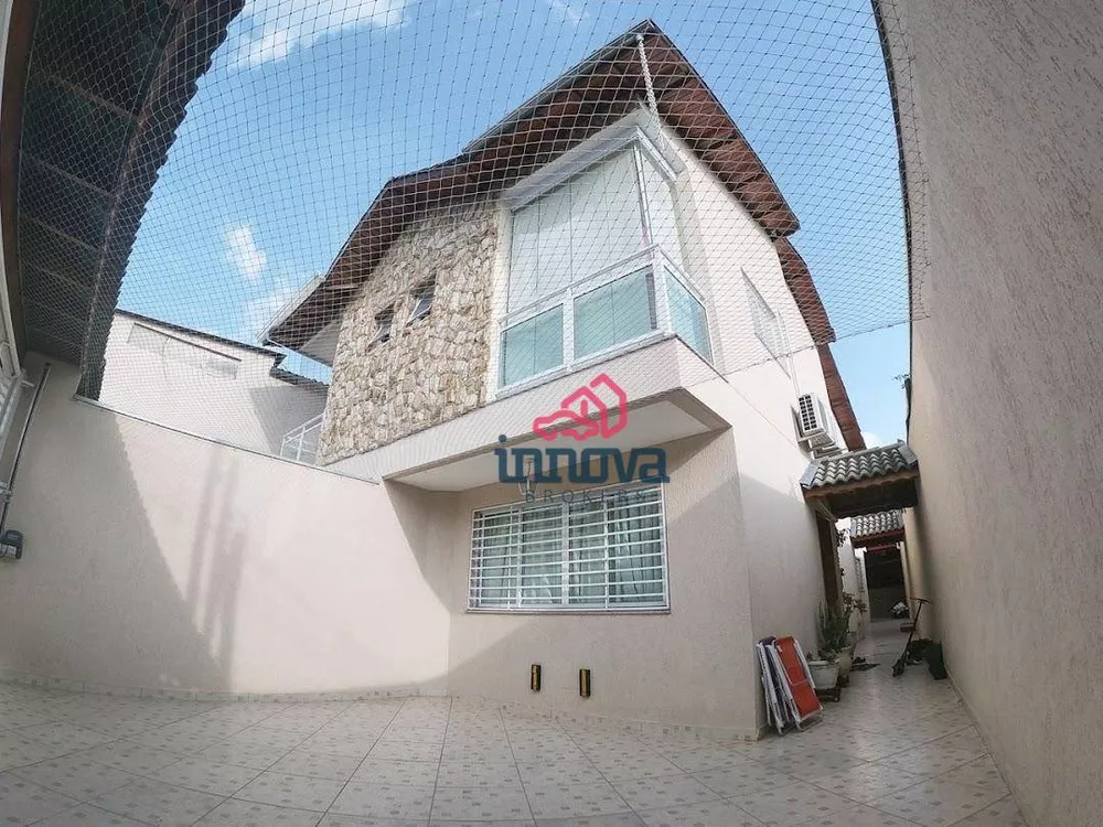 Sobrado à venda com 3 quartos, 109m² - Foto 1