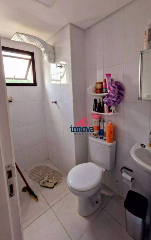 Apartamento à venda com 2 quartos, 52m² - Foto 13
