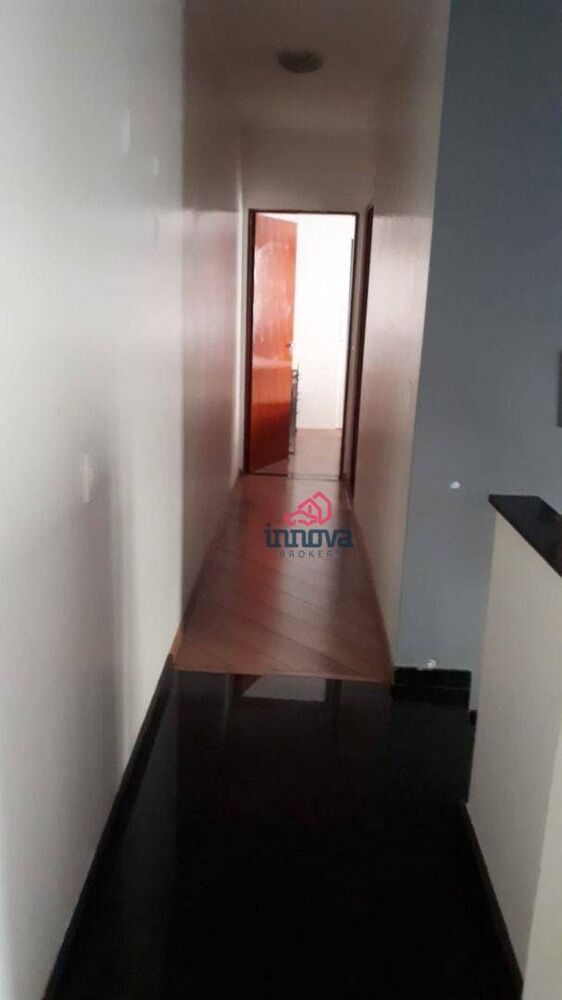 Casa, 3 quartos, 240 m² - Foto 25