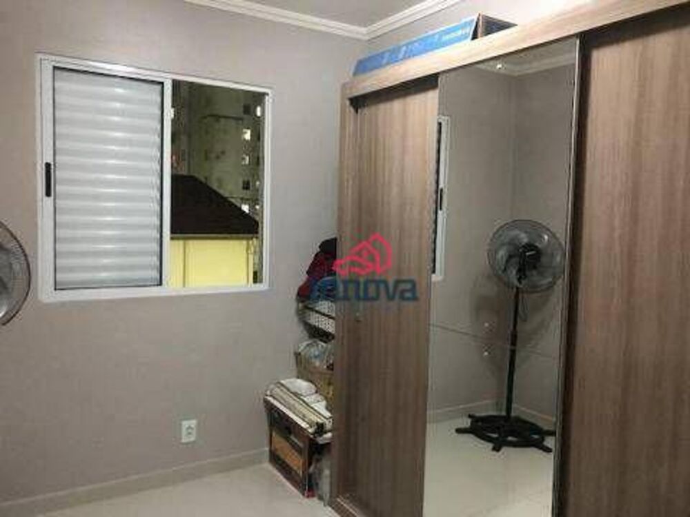 Apartamento à venda com 2 quartos, 45m² - Foto 4