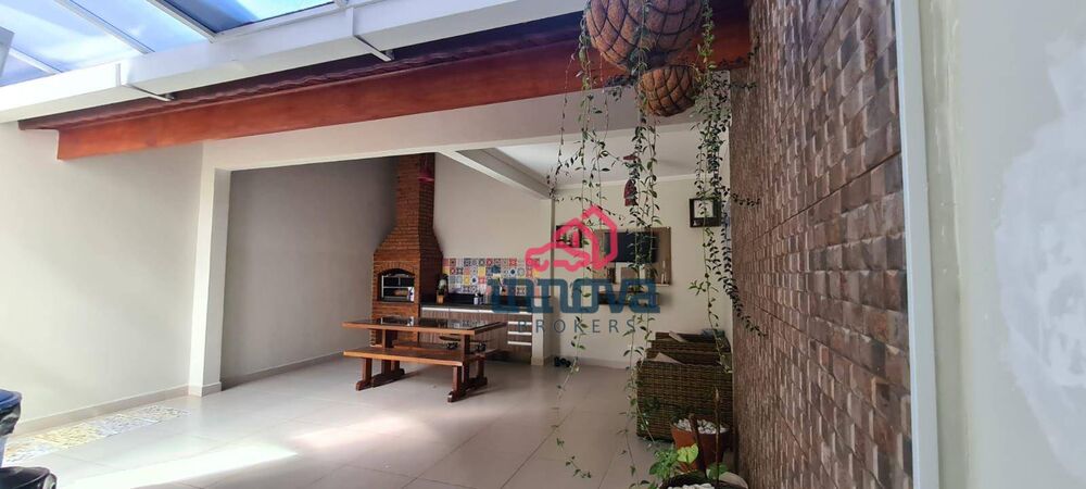 Sobrado, 3 quartos, 200 m² - Foto 4