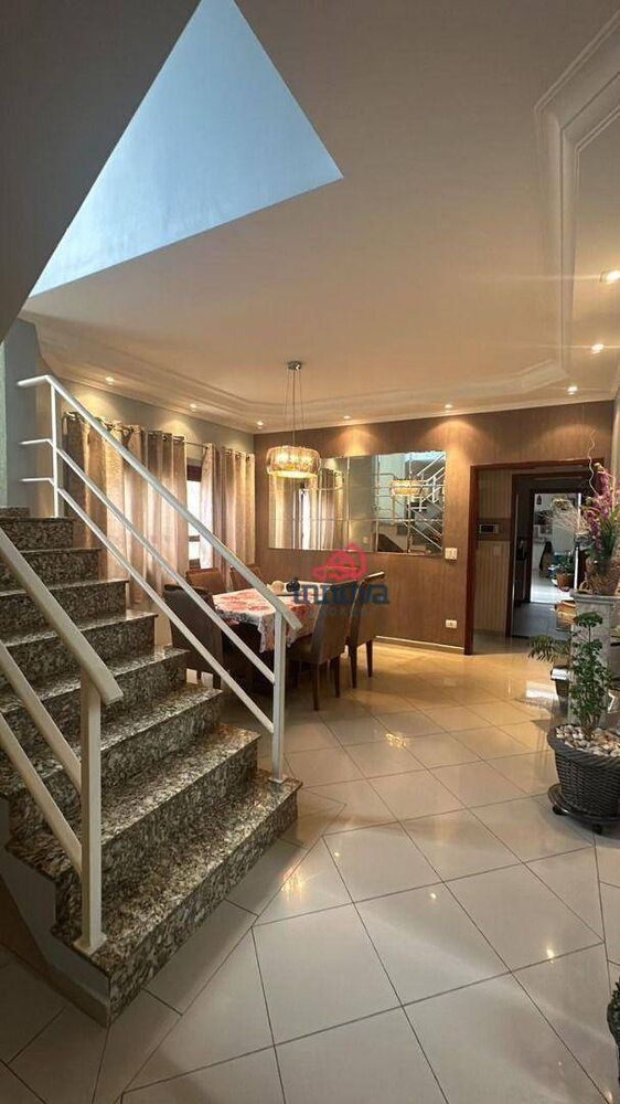 Sobrado, 3 quartos, 200 m² - Foto 19