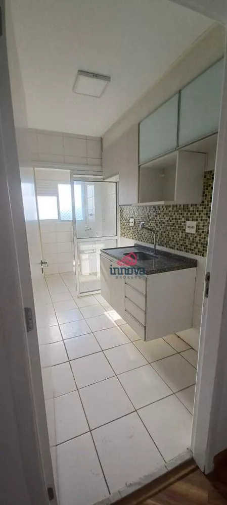 Apartamento à venda com 2 quartos, 63m² - Foto 2