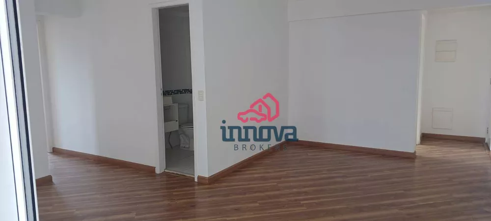 Apartamento à venda com 2 quartos, 63m² - Foto 4