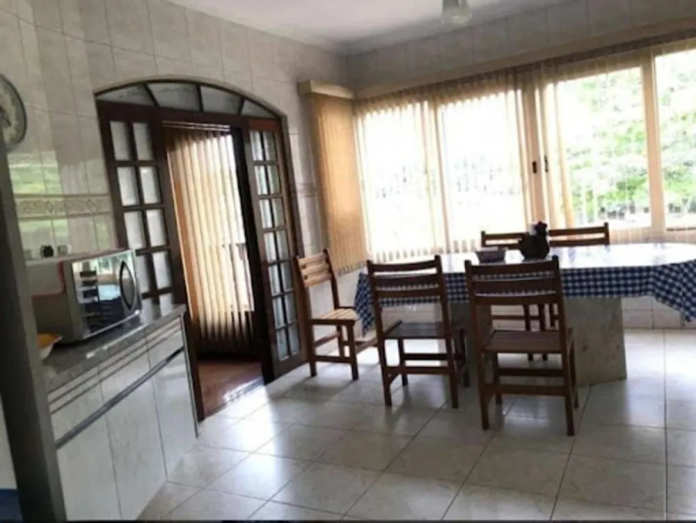 Sobrado, 3 quartos, 457 m² - Foto 2