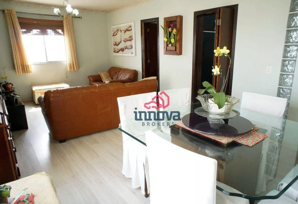 Apartamento à venda com 3 quartos, 137m² - Foto 3