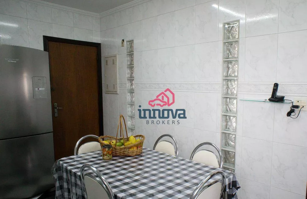 Apartamento à venda com 3 quartos, 137m² - Foto 5