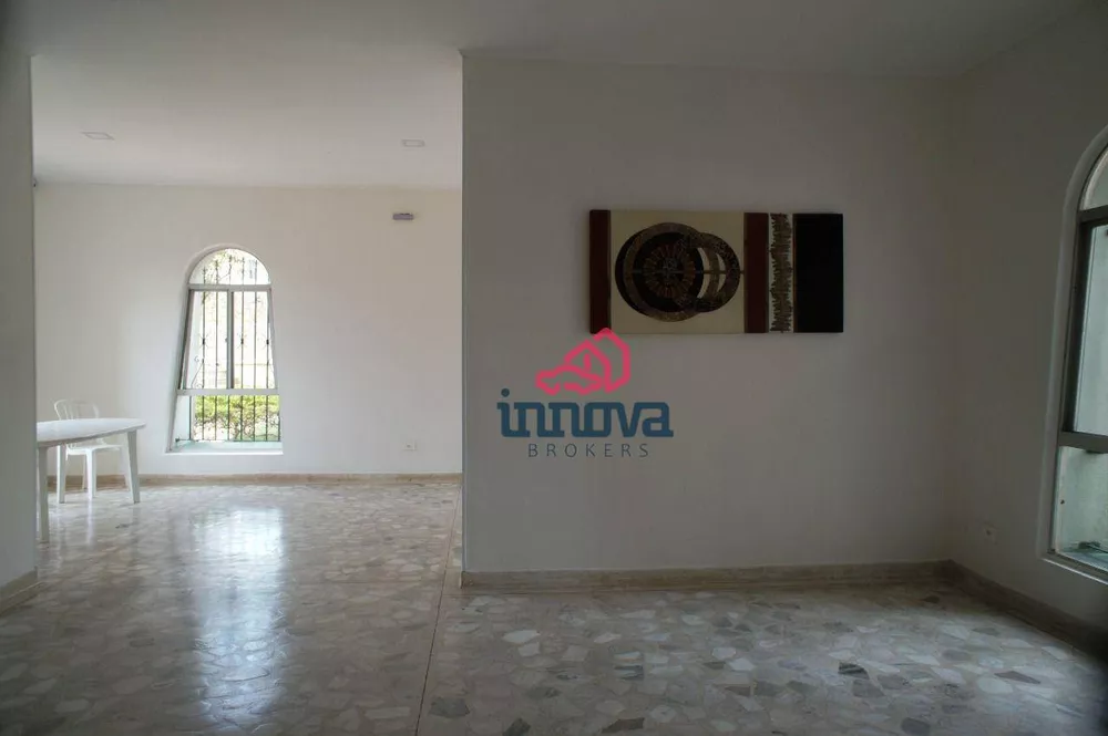 Apartamento à venda com 3 quartos, 137m² - Foto 4