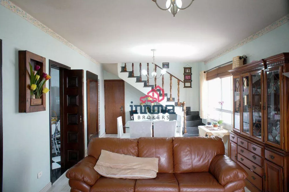 Apartamento à venda com 3 quartos, 137m² - Foto 2