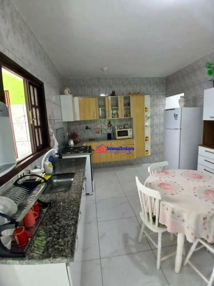 Sobrado, 2 quartos, 223 m² - Foto 4