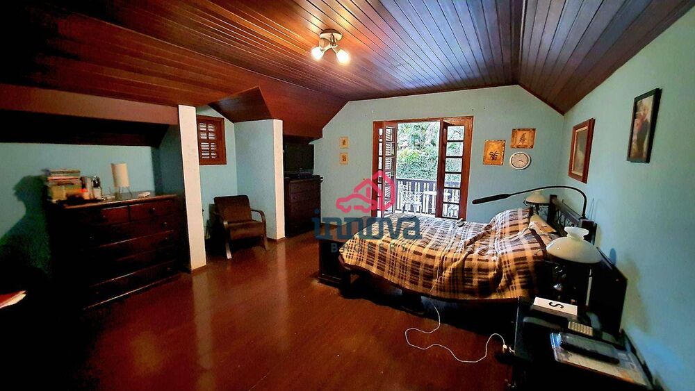 Casa, 5 quartos, 204 m² - Foto 4