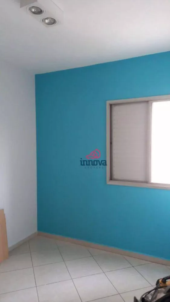 Apartamento à venda com 2 quartos, 58m² - Foto 2