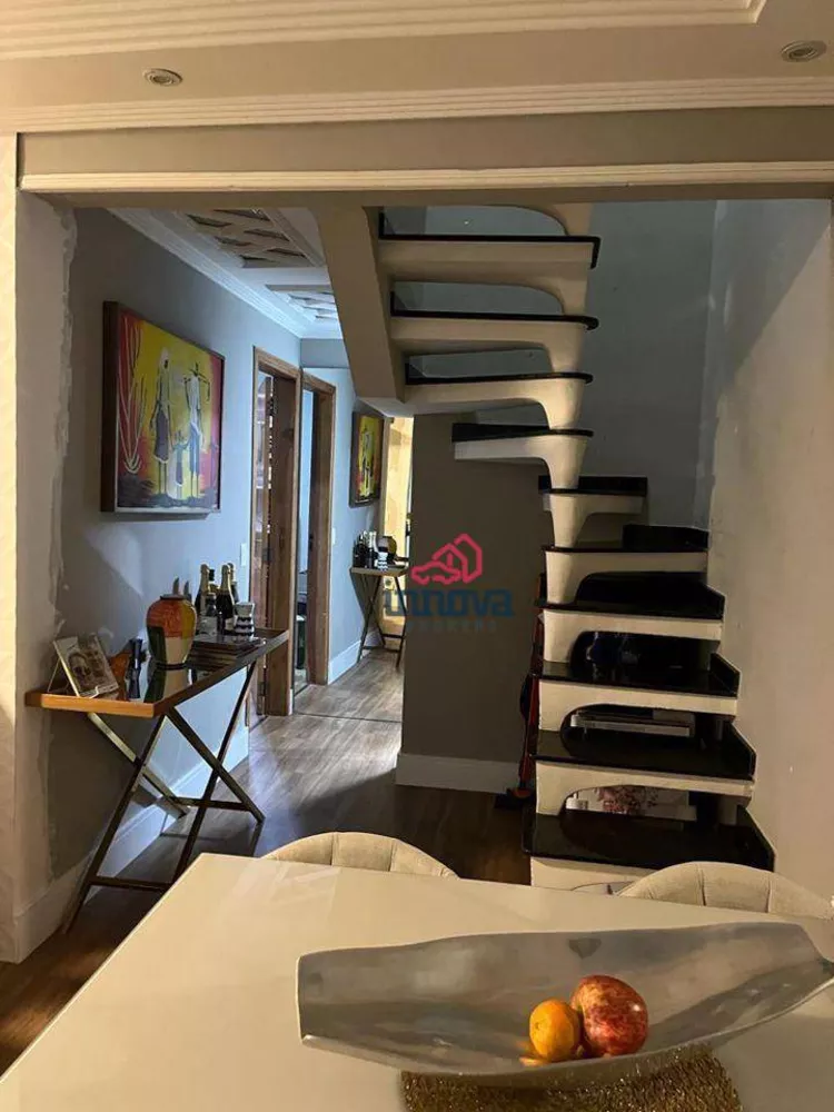 Apartamento à venda com 3 quartos, 160m² - Foto 3