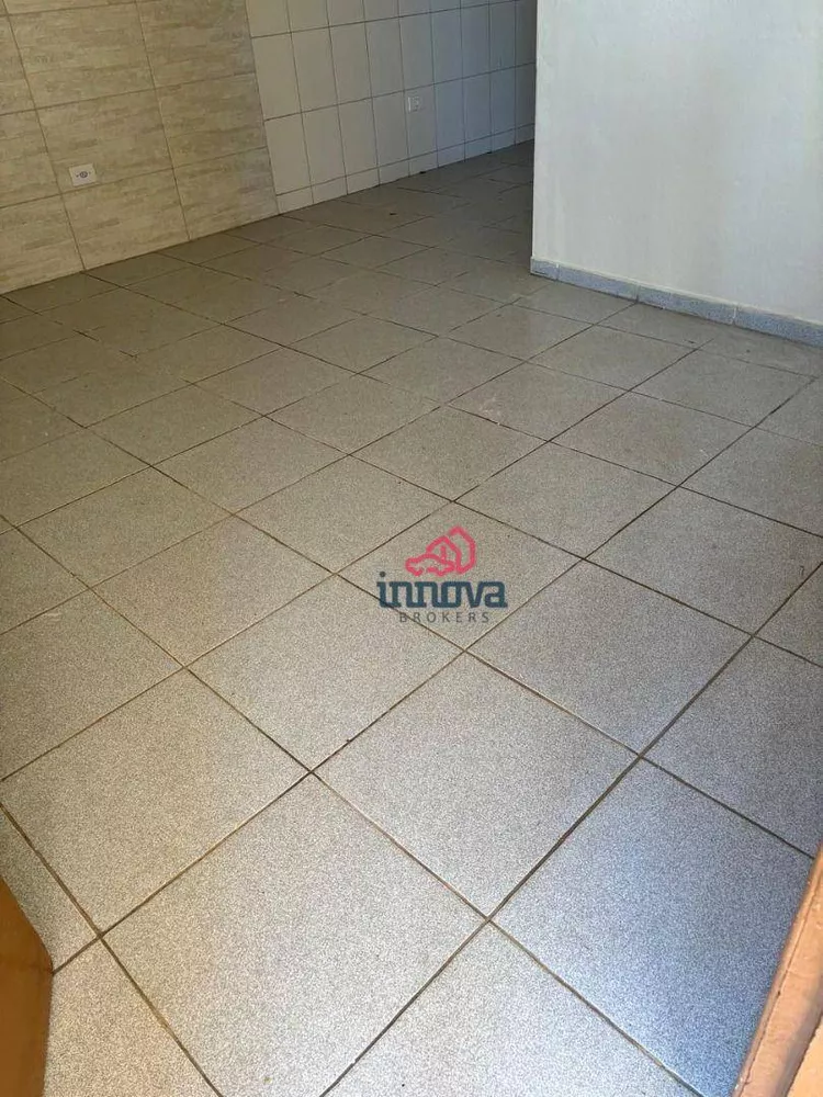 Casa à venda com 5 quartos, 220m² - Foto 5