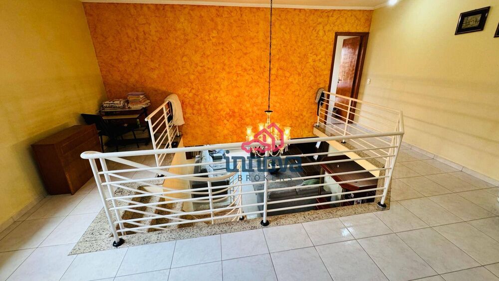 Sobrado, 3 quartos, 295 m² - Foto 4