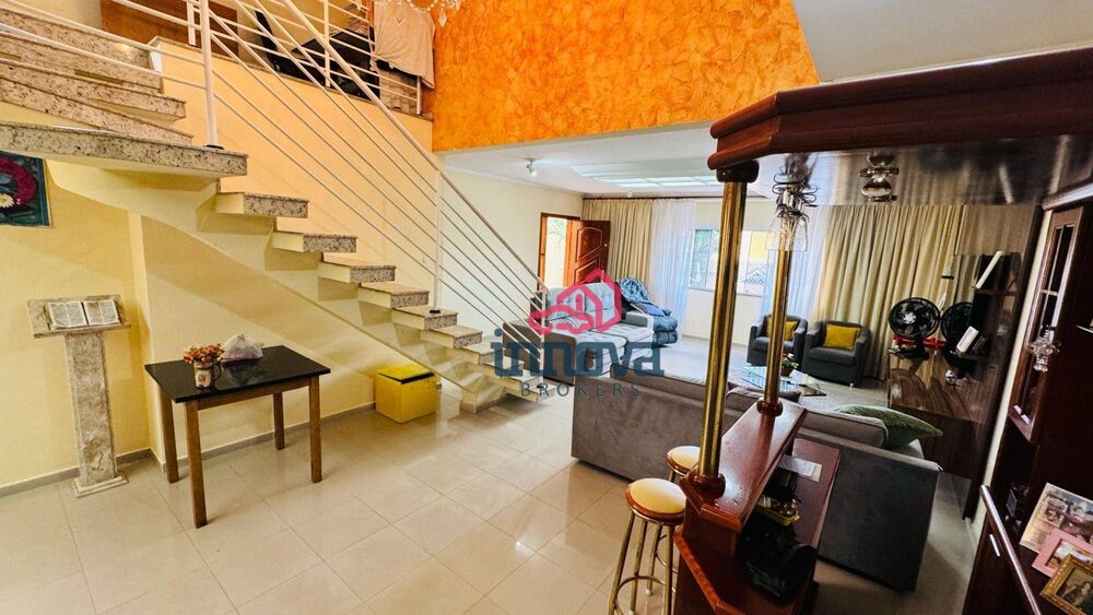 Sobrado, 3 quartos, 295 m² - Foto 3