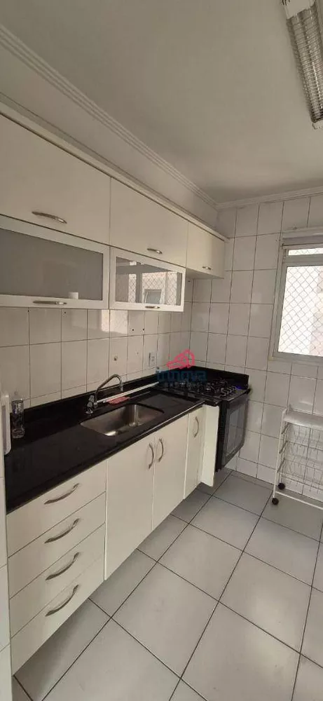 Apartamento à venda com 3 quartos, 68m² - Foto 4