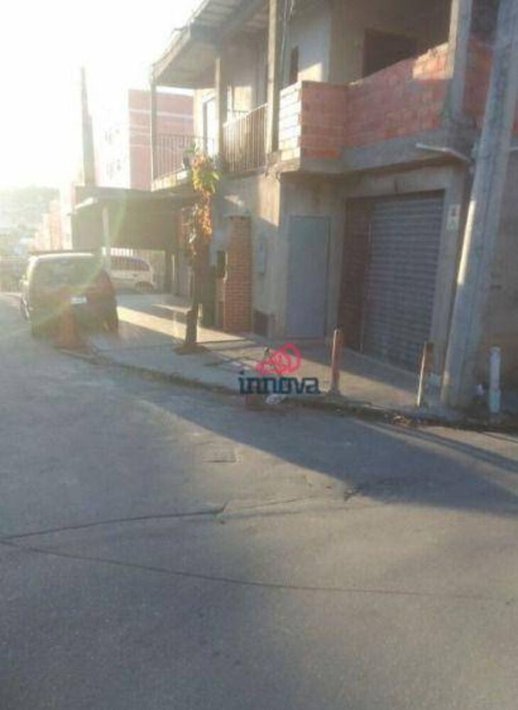 Sobrado, 4 quartos, 190 m² - Foto 1
