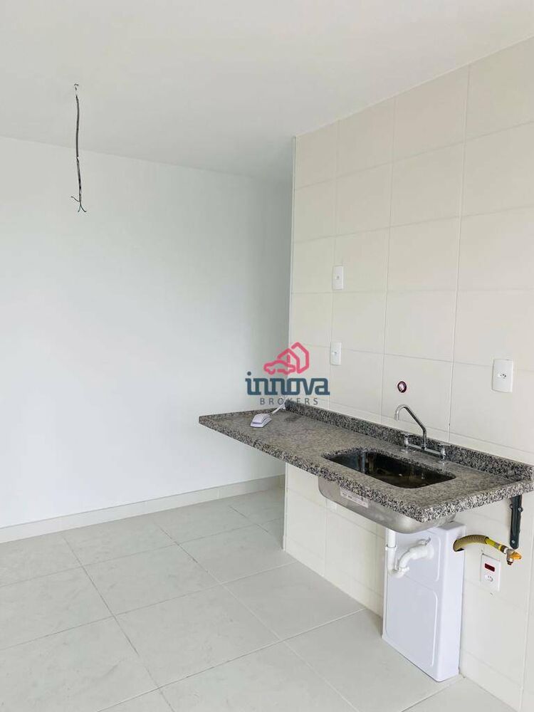 Apartamento à venda com 2 quartos, 106m² - Foto 4