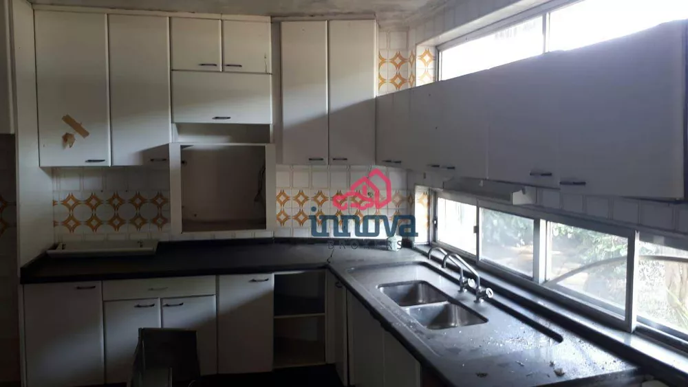 Casa, 6 quartos, 600 m² - Foto 25