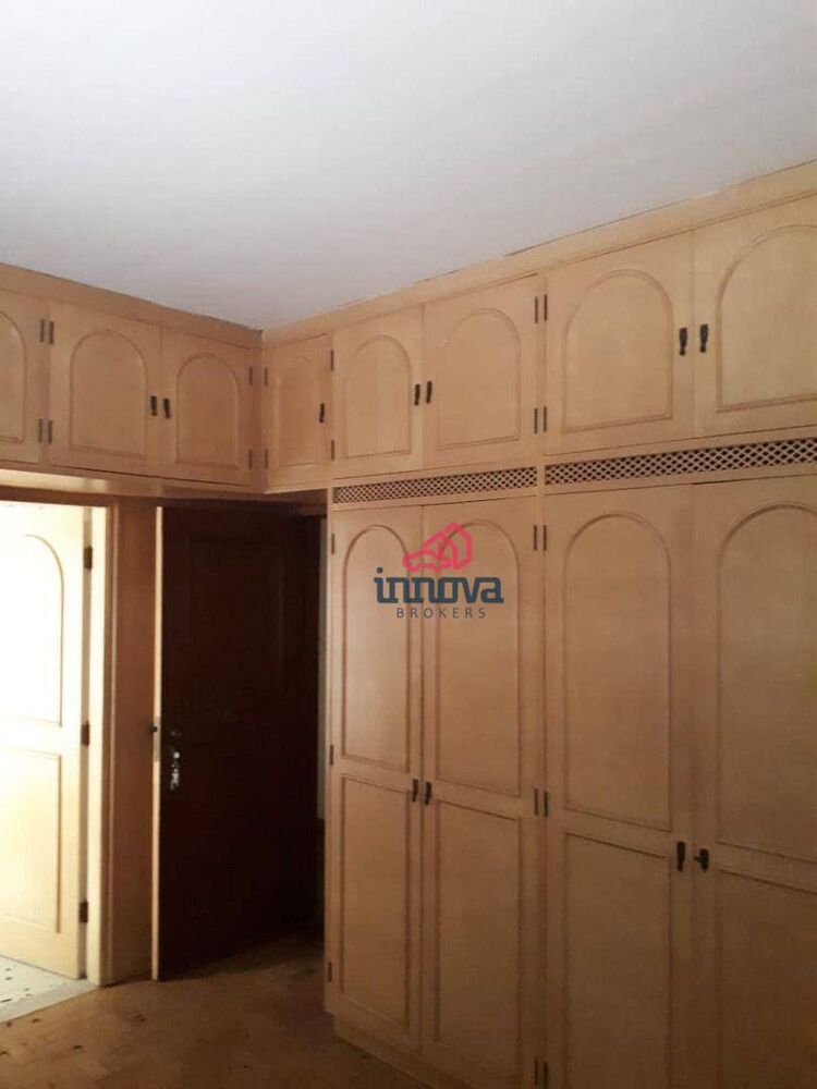 Casa à venda com 6 quartos, 600m² - Foto 4