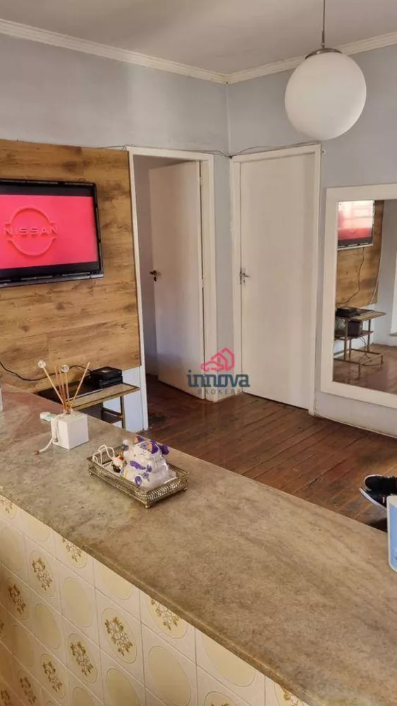 Casa, 2 quartos, 374 m² - Foto 1