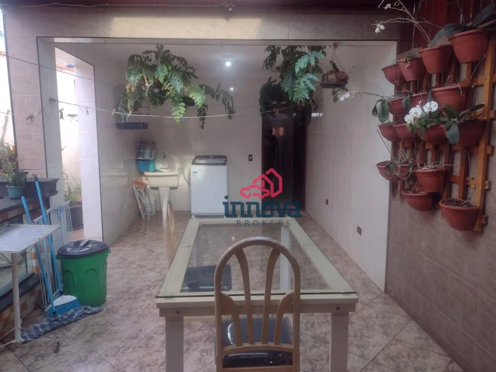 Sobrado, 3 quartos, 239 m² - Foto 4