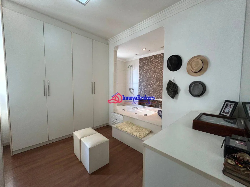 Apartamento, 3 quartos, 140 m² - Foto 10