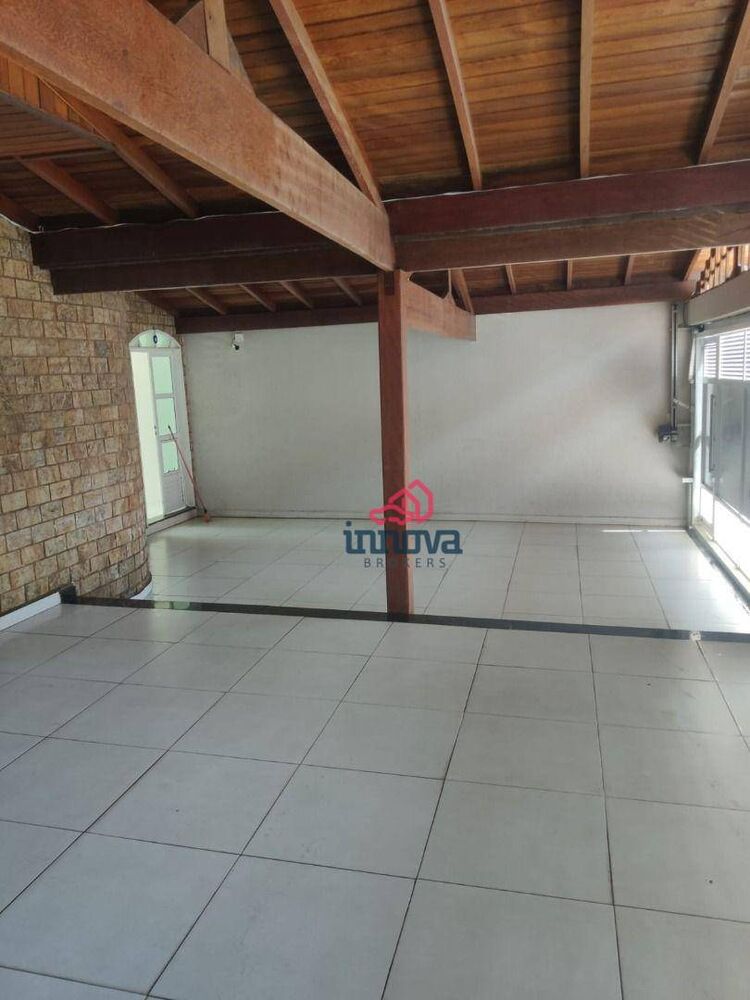 Sobrado, 4 quartos, 328 m² - Foto 1