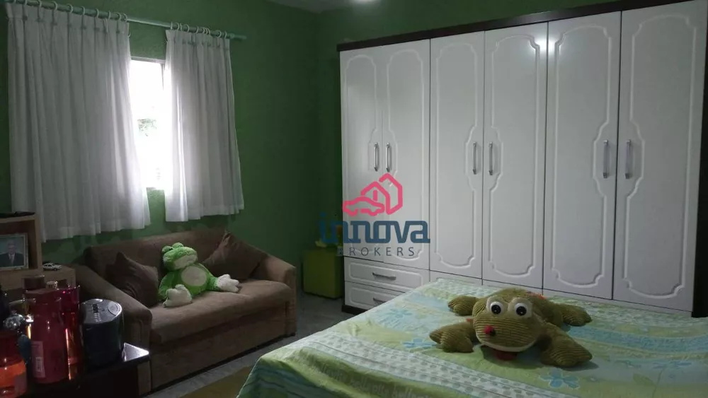 Sobrado à venda com 2 quartos, 179m² - Foto 2