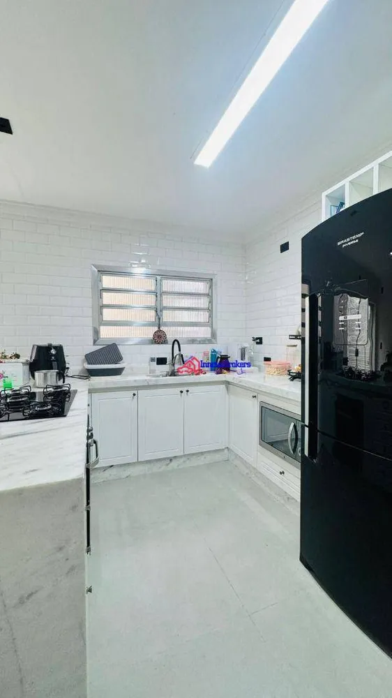 Sobrado, 3 quartos, 210 m² - Foto 3