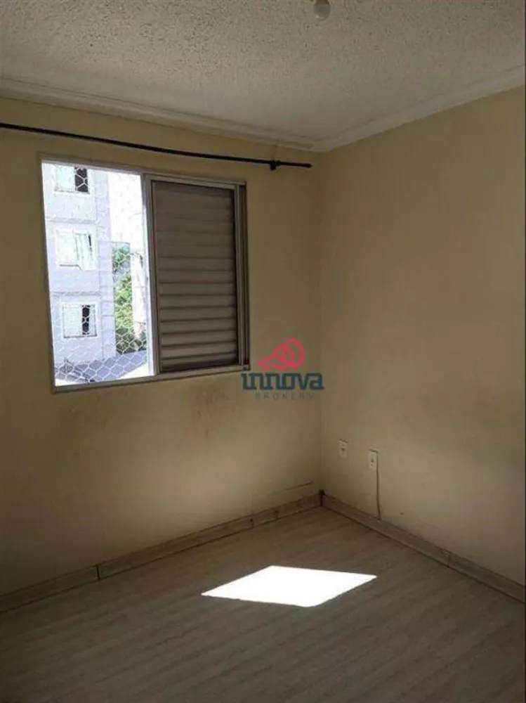 Apartamento à venda com 2 quartos, 42m² - Foto 2