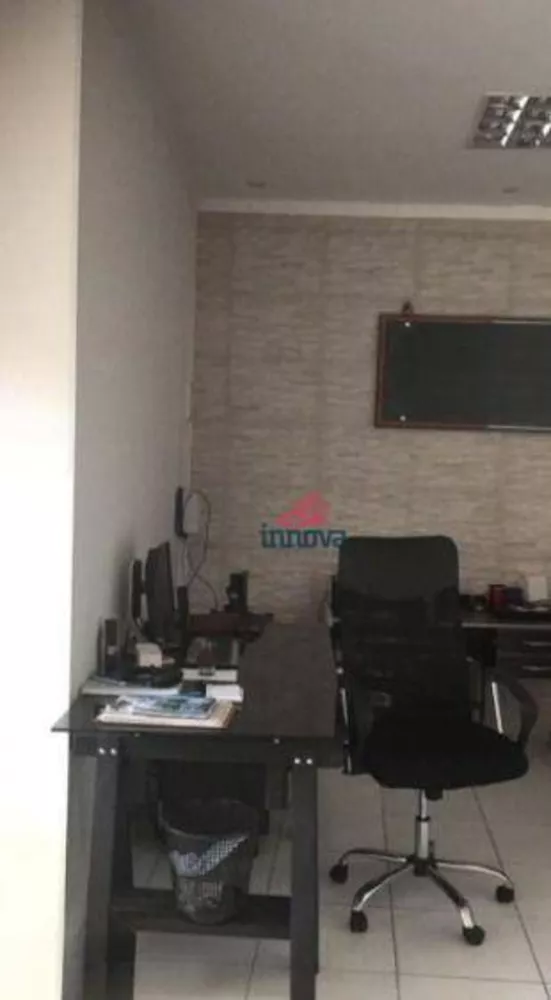 Casa, 3 quartos, 300 m² - Foto 2