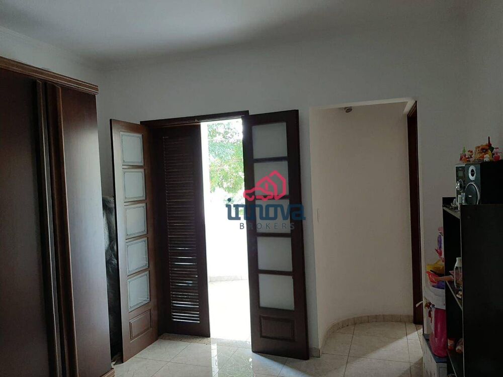 Sobrado, 3 quartos, 192 m² - Foto 2