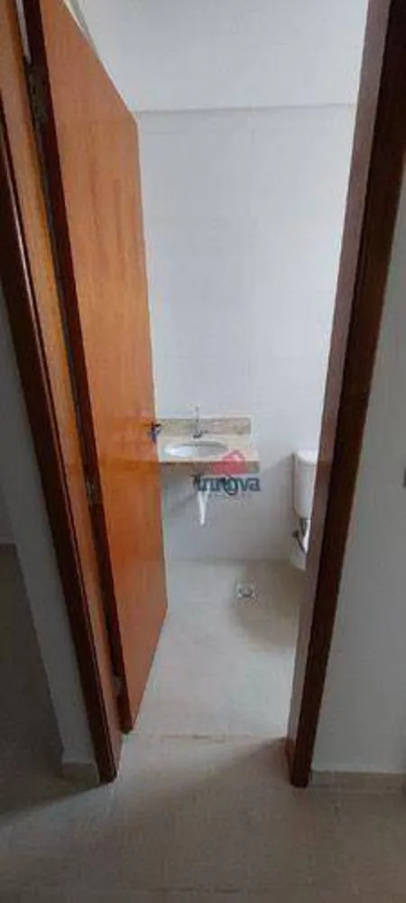 Apartamento, 1 quarto, 27 m² - Foto 2