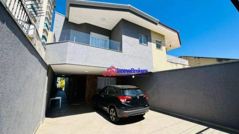 Sobrado, 3 quartos, 289 m² - Foto 1