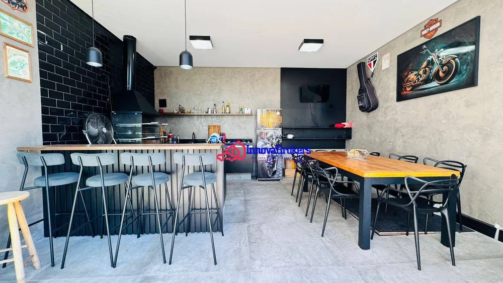 Sobrado, 3 quartos, 289 m² - Foto 4