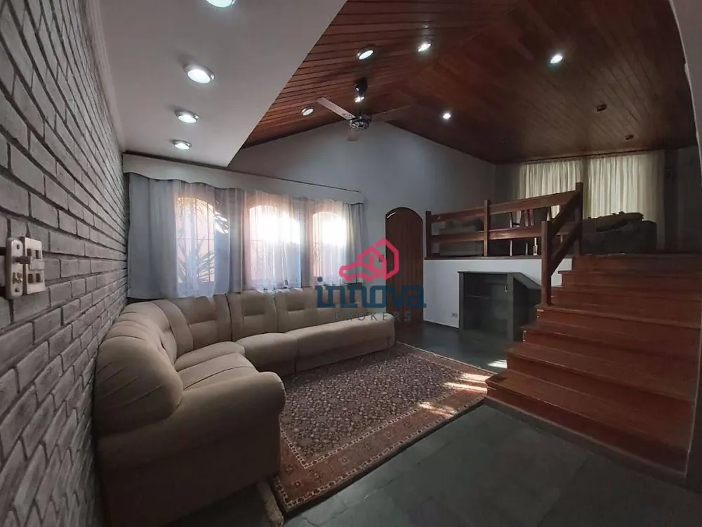 Sobrado, 4 quartos, 240 m² - Foto 2