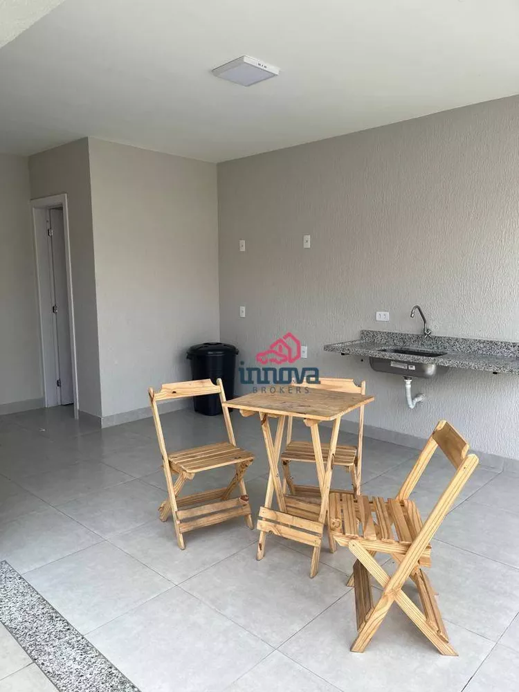 Apartamento à venda com 2 quartos, 40m² - Foto 5