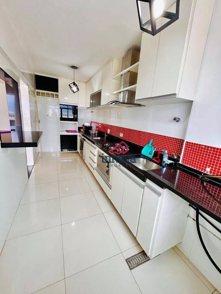 Apartamento, 3 quartos, 100 m² - Foto 2